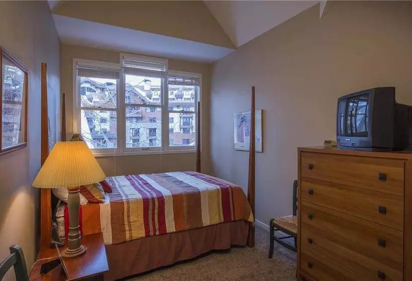 ホテル Columbia Place Condominium