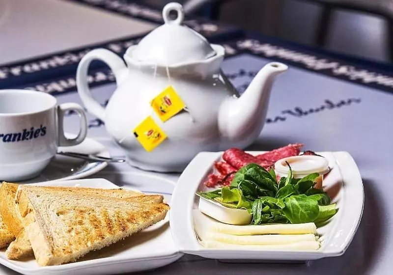 ホテル Frankie´s