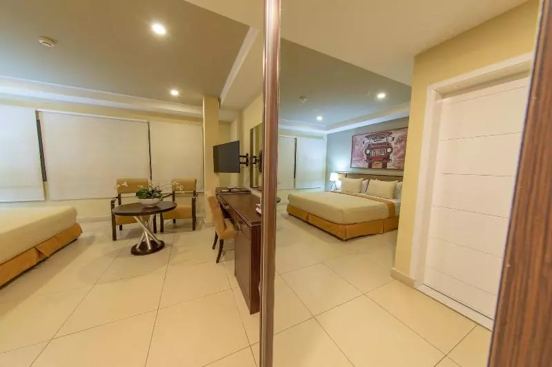 ホテル Frankie´s