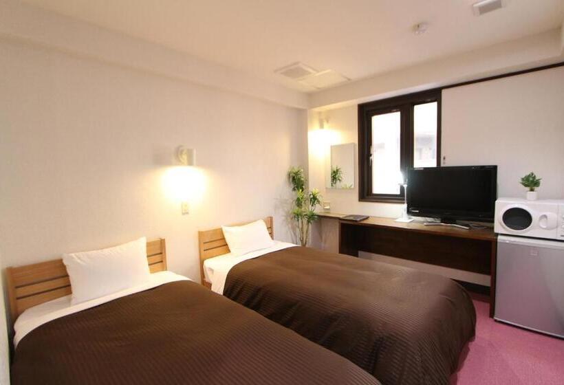 Отель Livemax Kitafuchu