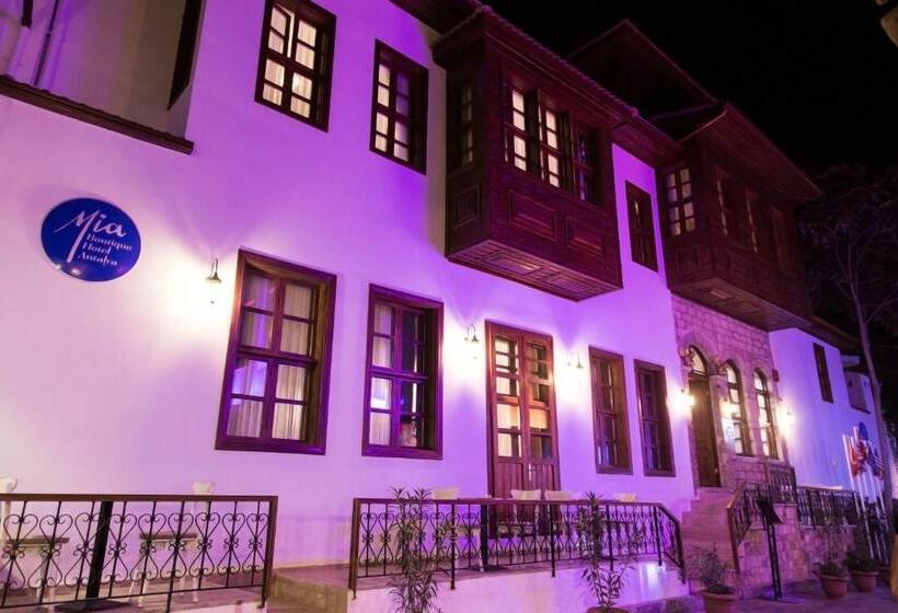 هتل Mia