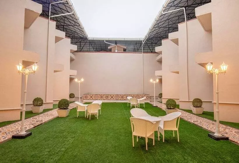 Hotell Poppys Pleasant Stay