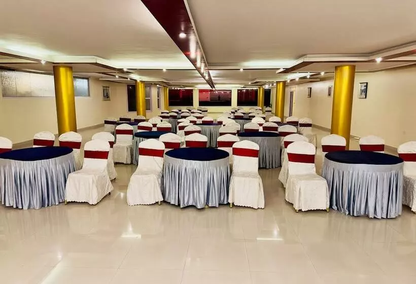 Hotell Poppys Pleasant Stay