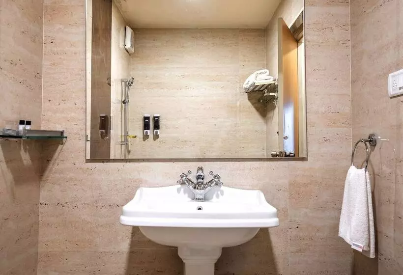 Hotell Poppys Pleasant Stay