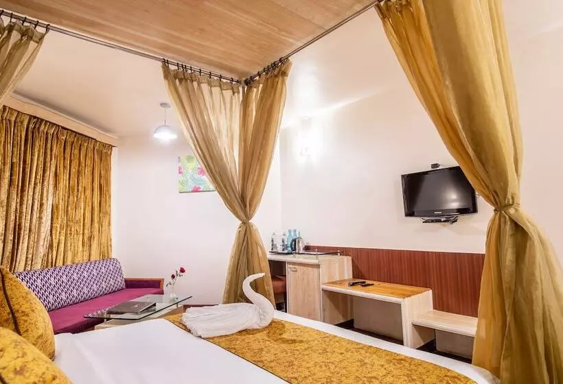 Hotell Poppys Pleasant Stay