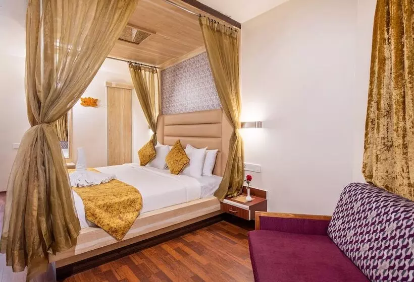 Hotell Poppys Pleasant Stay