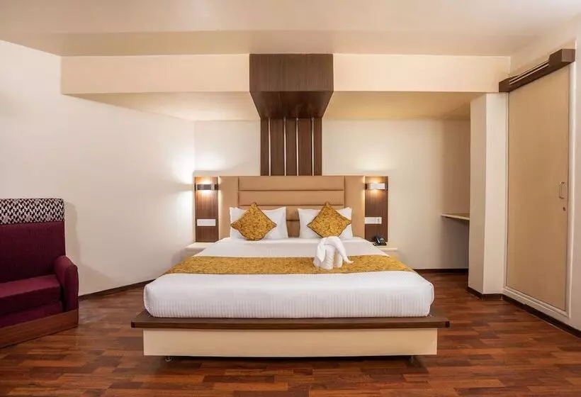 Hotell Poppys Pleasant Stay