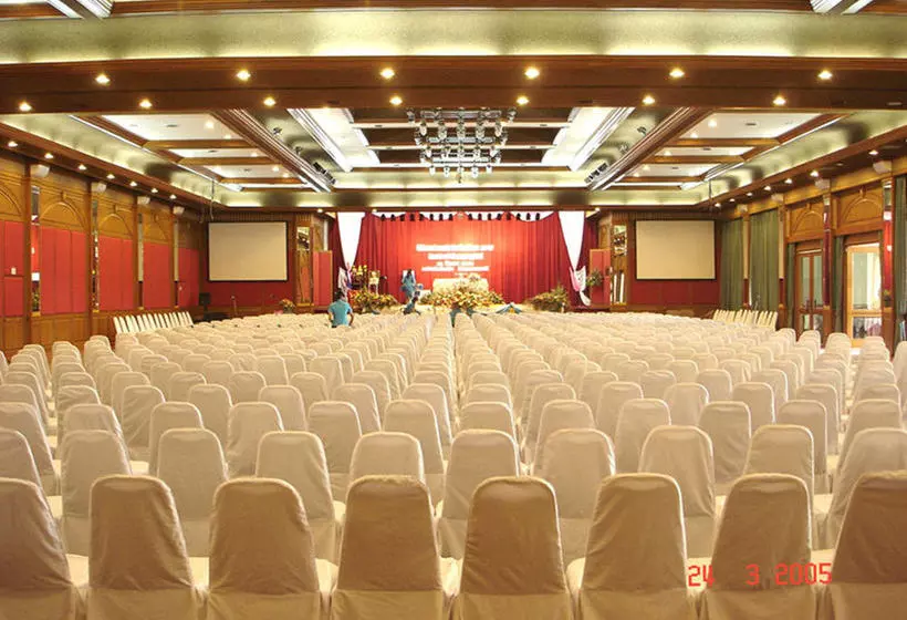 בית מלון כפרי Siam Thani