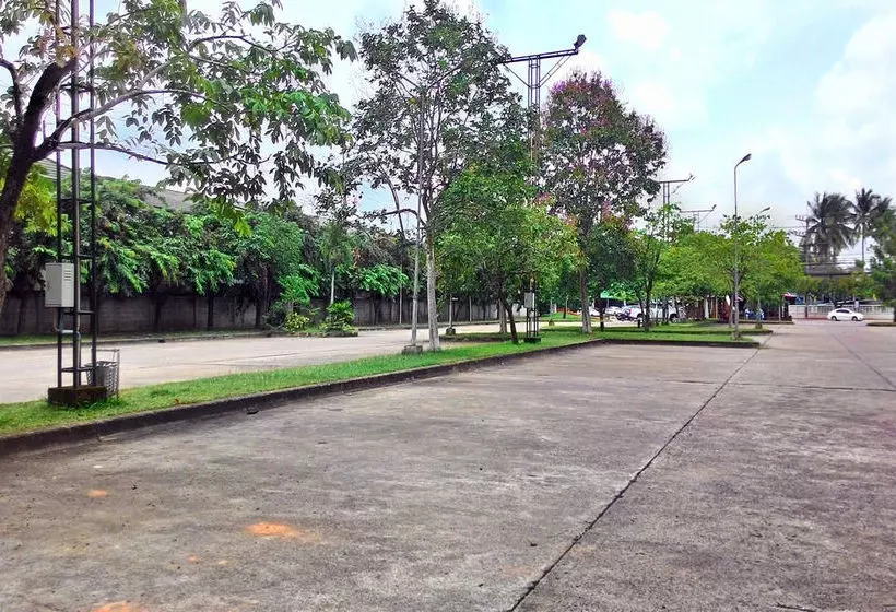 בית מלון כפרי Siam Thani