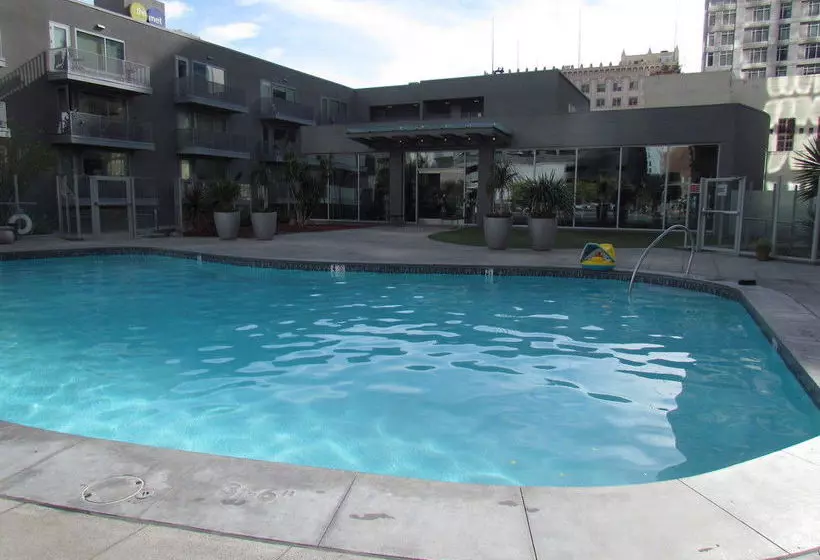 Luxury Place In Downtown