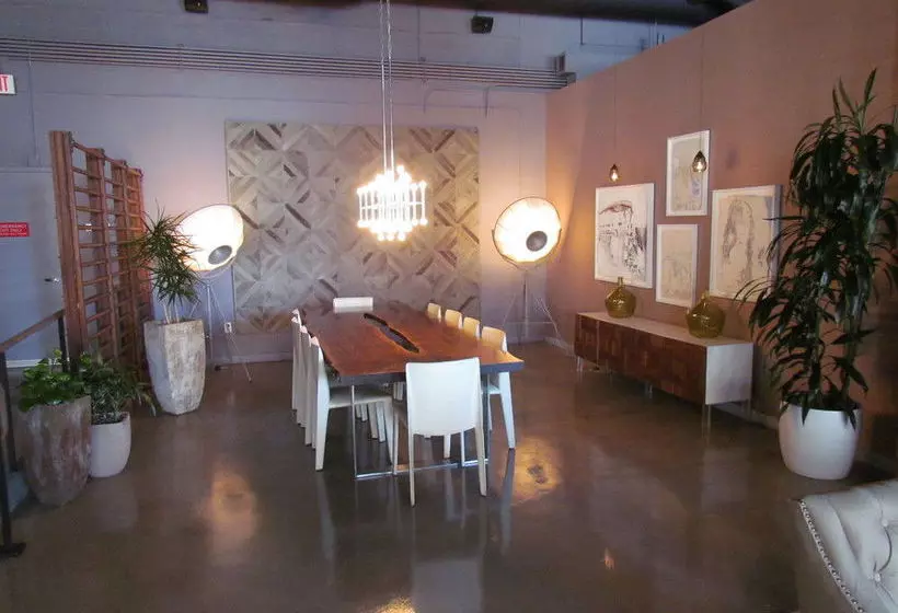 Luxury Place In Downtown