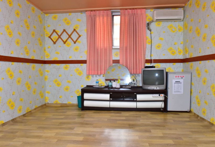 Pensione Jangwon Parktel