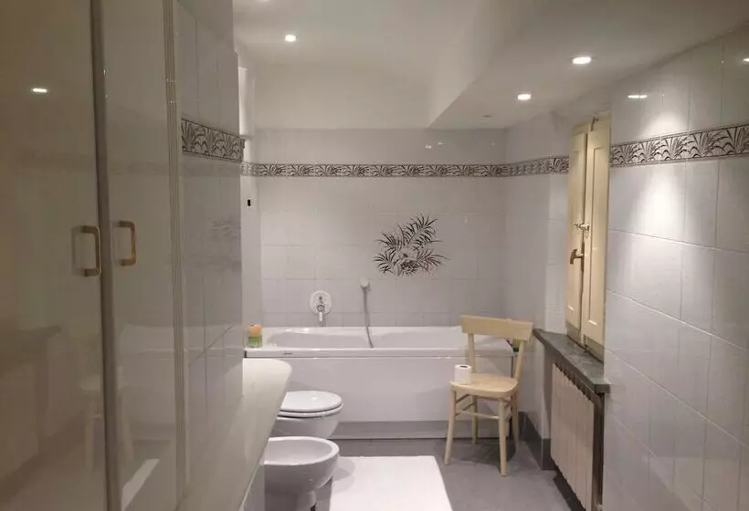 Aamiaismajoitus (B&B) Podere Di Valli