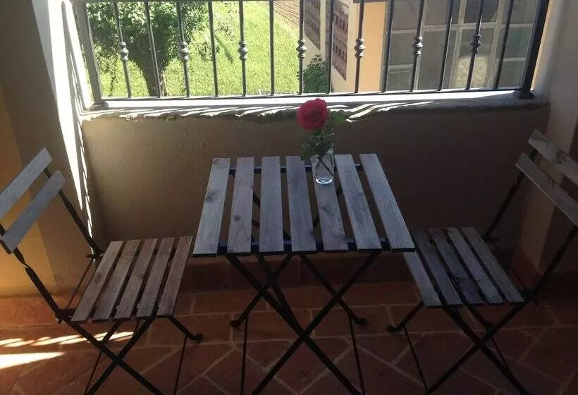 Aamiaismajoitus (B&B) Podere Di Valli