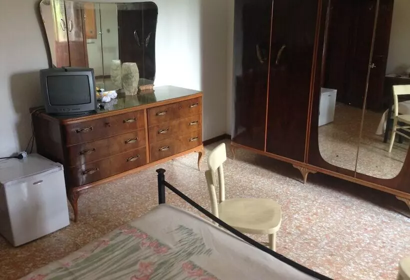 Aamiaismajoitus (B&B) Podere Di Valli