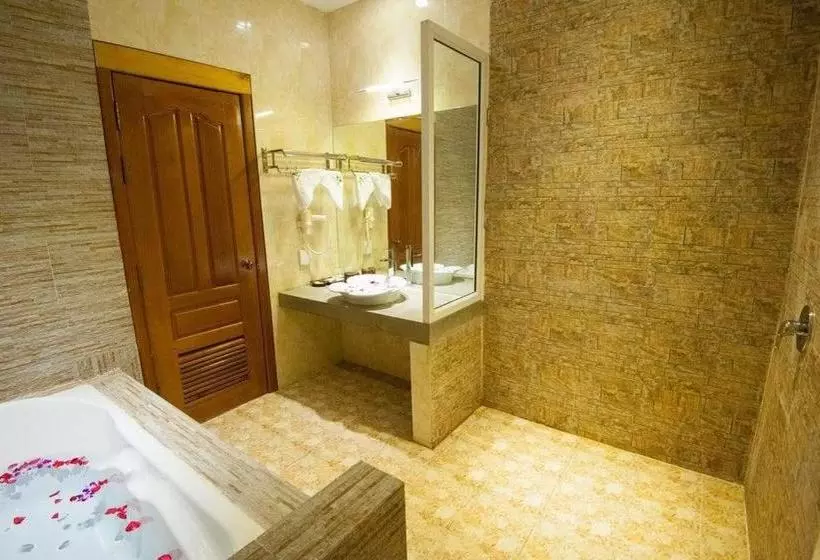 هتل Adventure Siemreap Residence