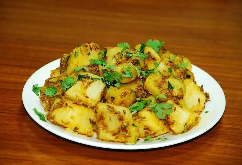 فندق Fabexpress Lotus Palace