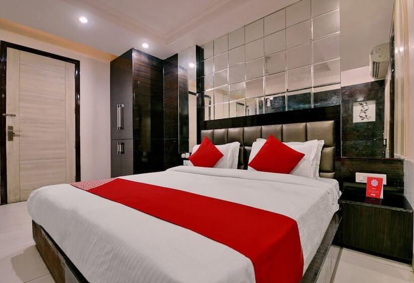 酒店 Fabexpress Lotus Palace