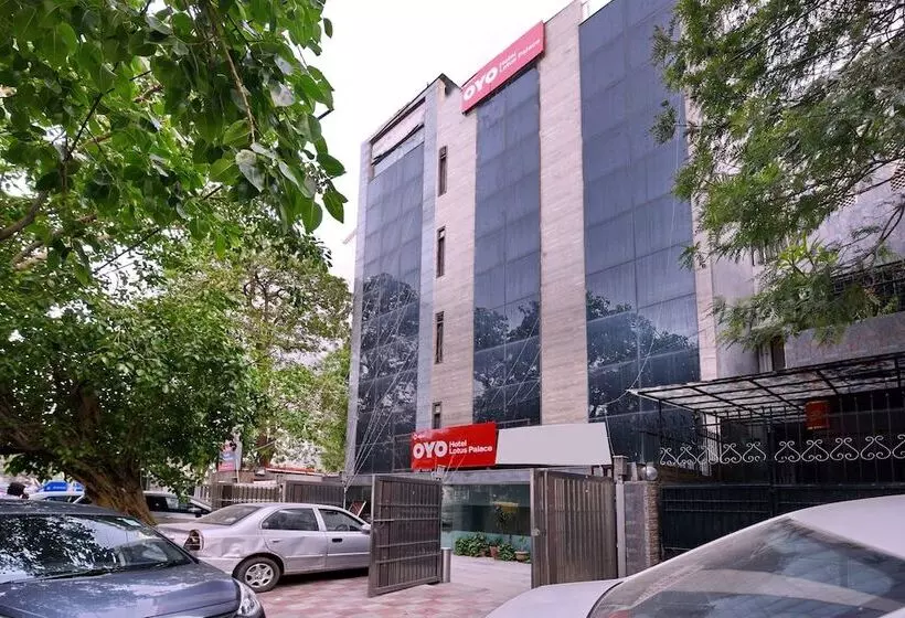 فندق Fabexpress Lotus Palace