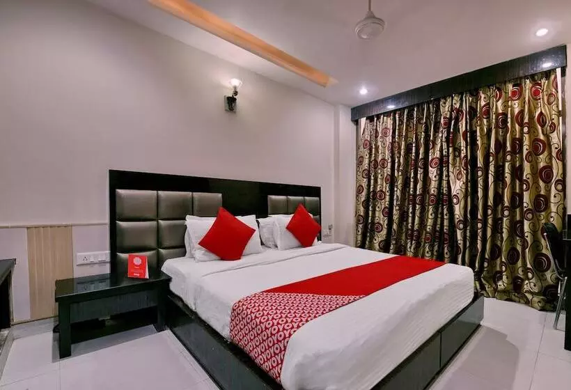 فندق Fabexpress Lotus Palace