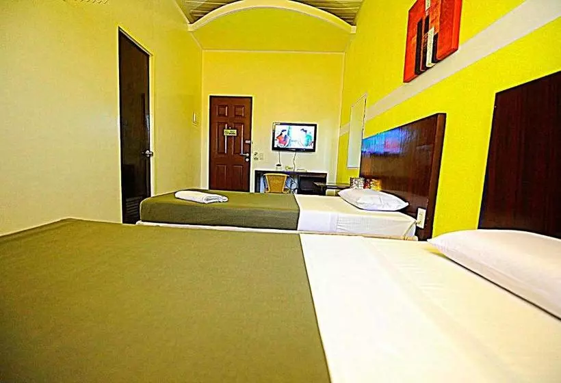 Hotel First Pacific Inn Davao