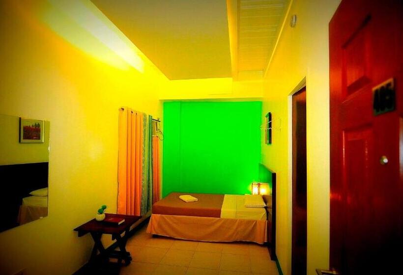 Отель First Pacific Inn Davao