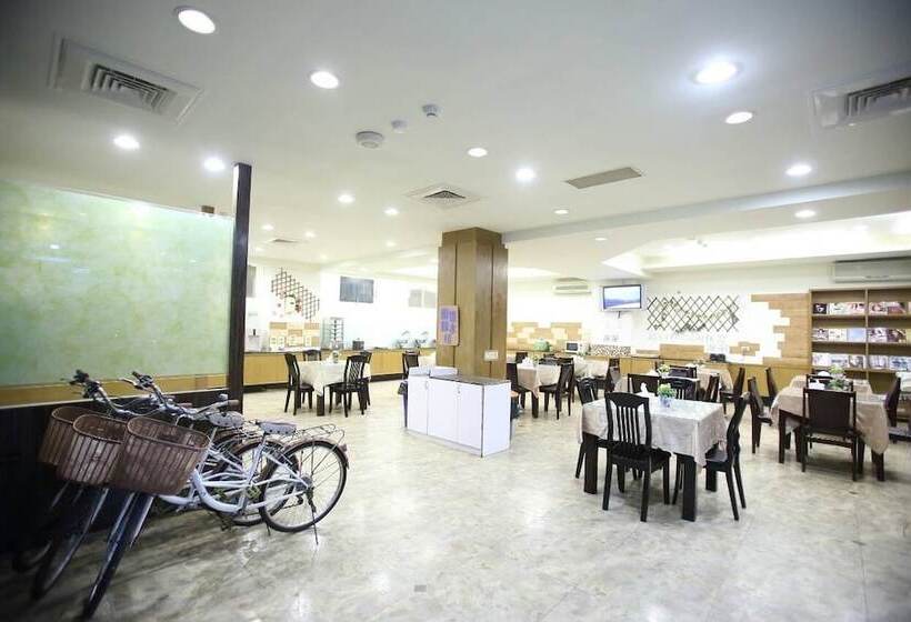 هتل Funhouse Hsinchu