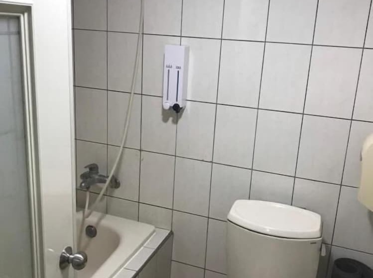 هتل Funhouse Hsinchu