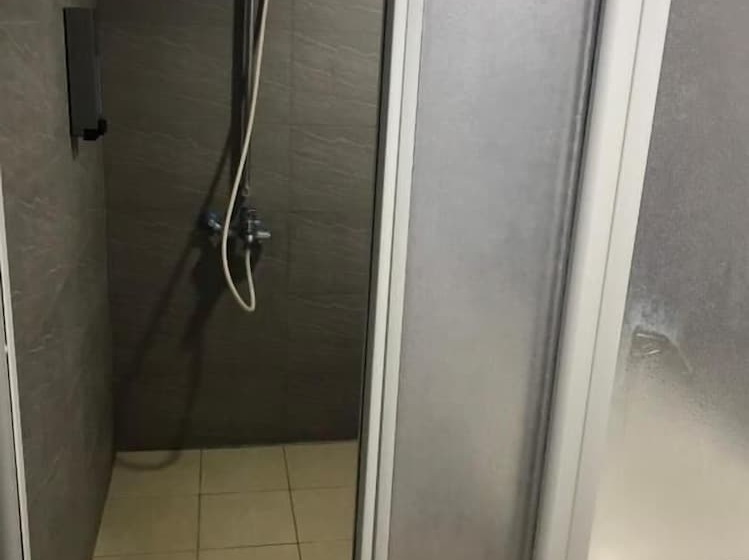 هتل Funhouse Hsinchu