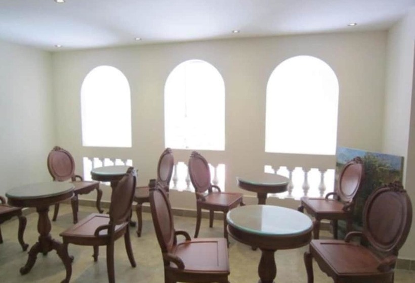 Golden View Hotel Saigon