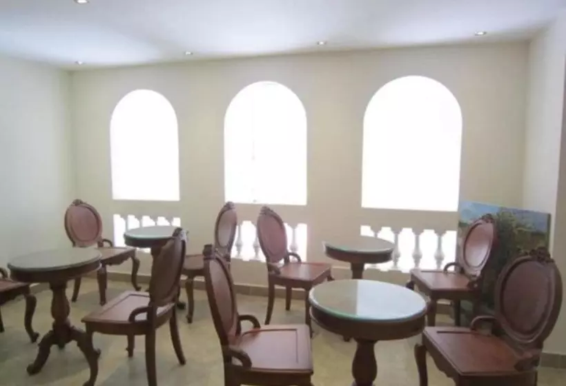 Golden View Hotel Saigon