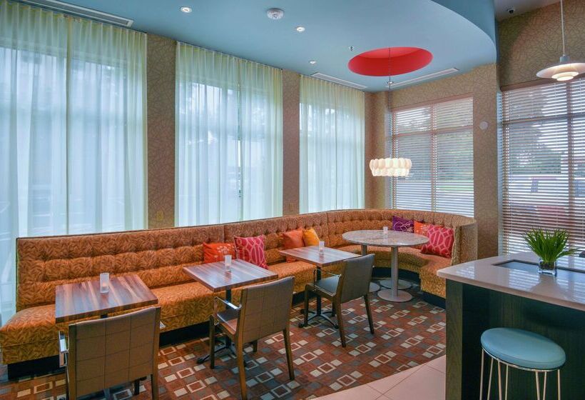 فندق Hilton Garden Inn Raleigh /crabtree Valley