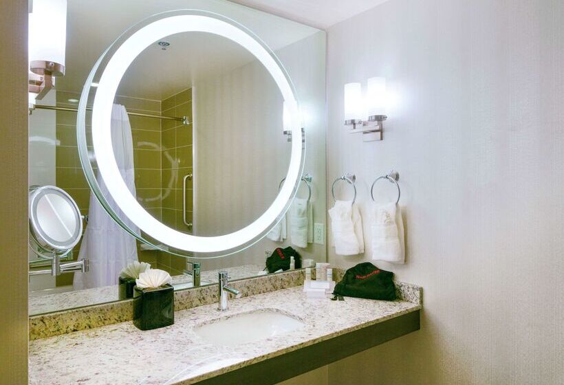 فندق Hilton Garden Inn Raleigh /crabtree Valley