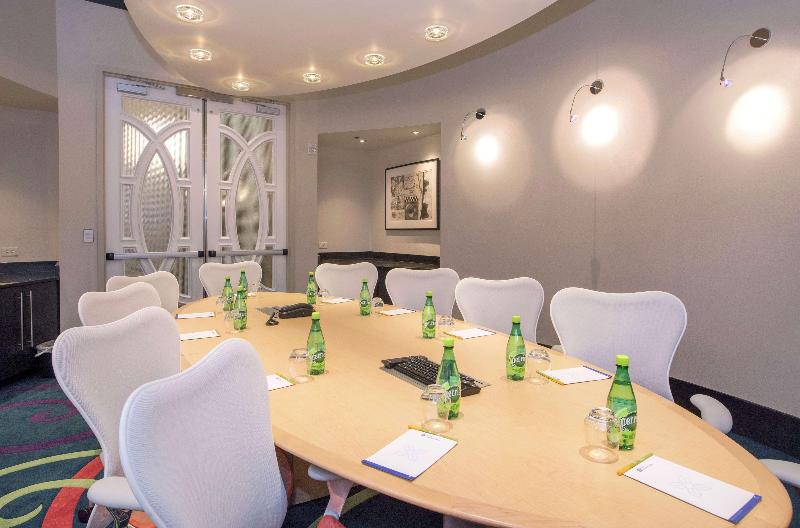 فندق Hilton Garden Inn Raleigh /crabtree Valley