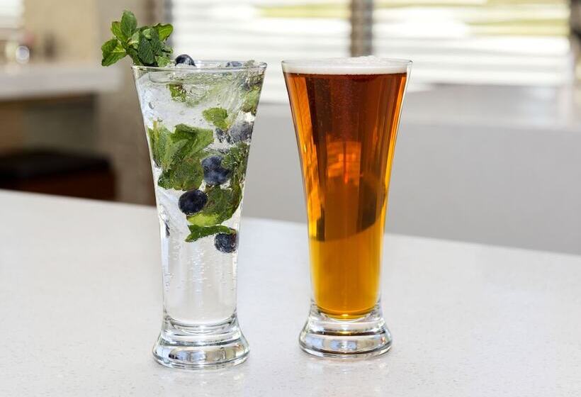 فندق Hilton Garden Inn Raleigh /crabtree Valley