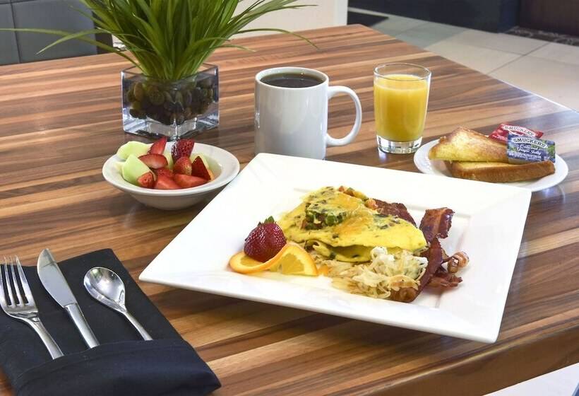 فندق Hilton Garden Inn Raleigh /crabtree Valley