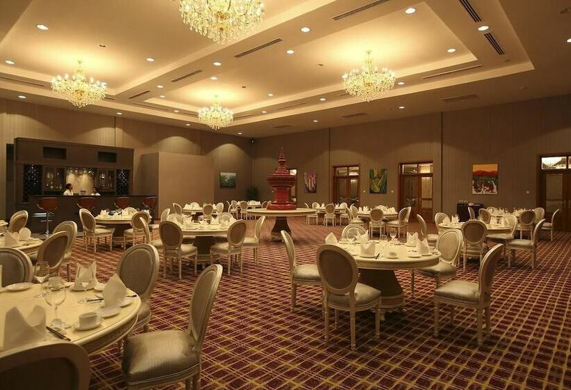 هتل Horizon Lake View Resort