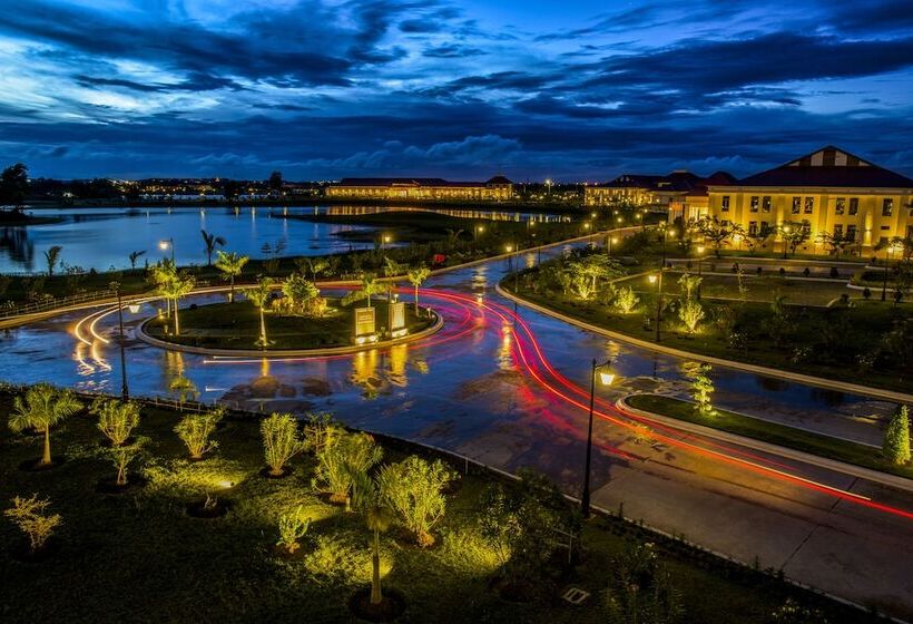 هتل Horizon Lake View Resort