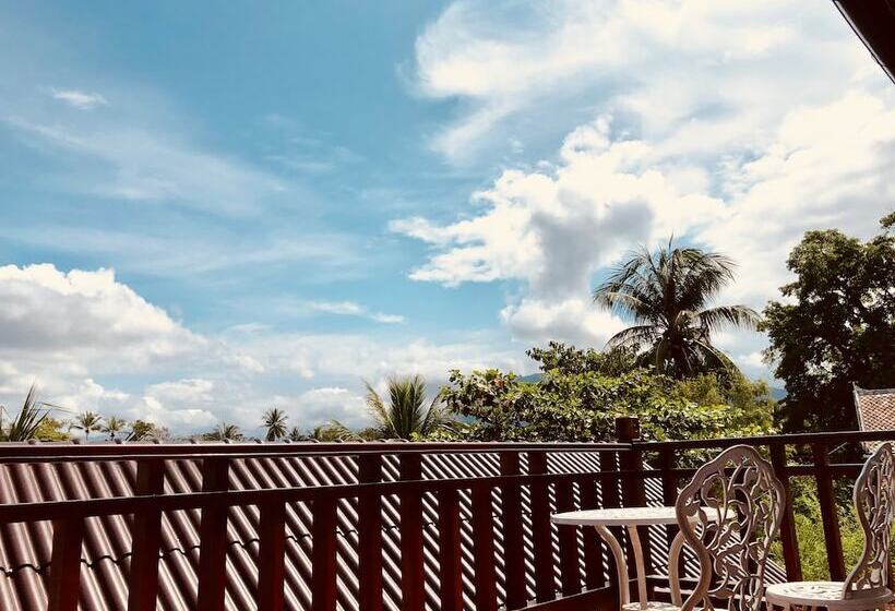 ホテル Merry Riverside