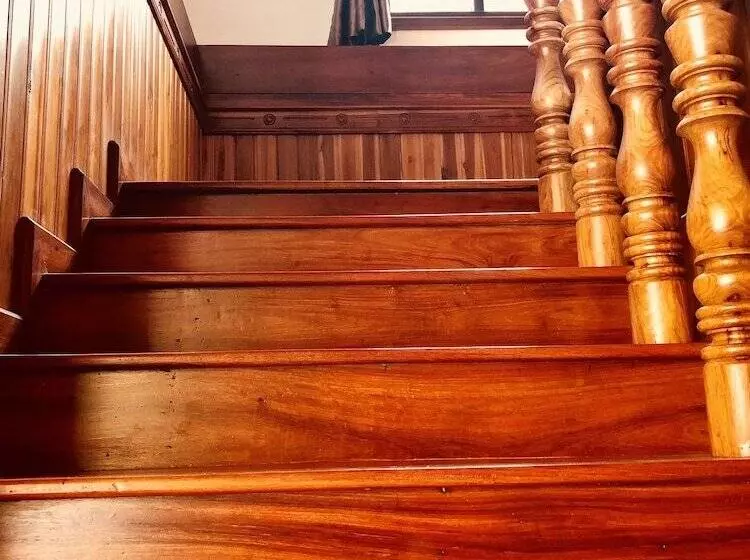 酒店 Merry Riverside