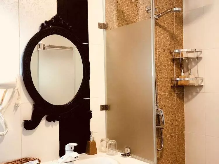 酒店 Merry Riverside