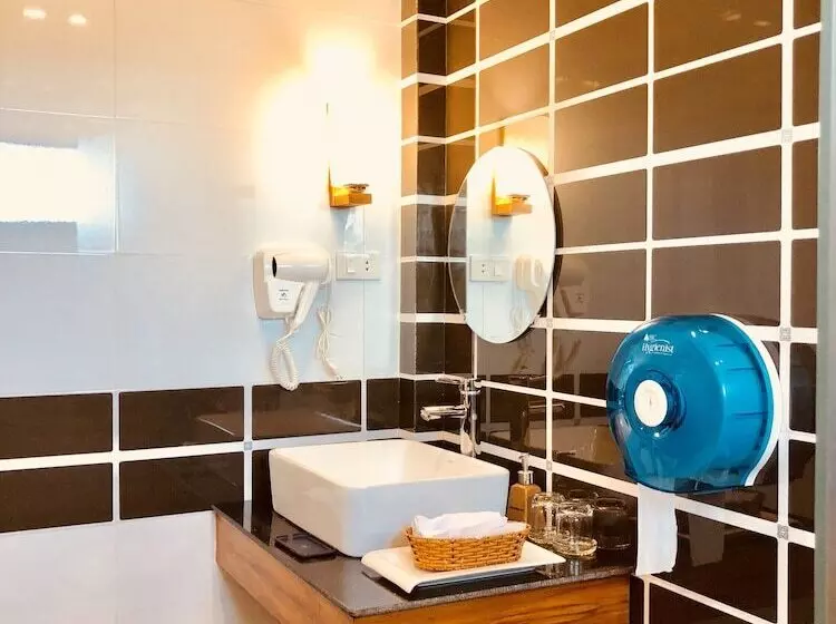 酒店 Merry Riverside