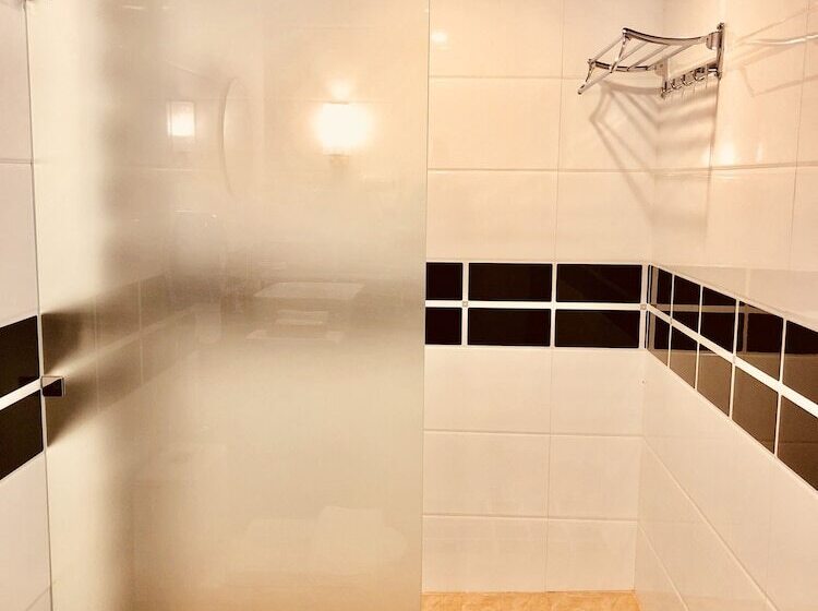 ホテル Merry Riverside