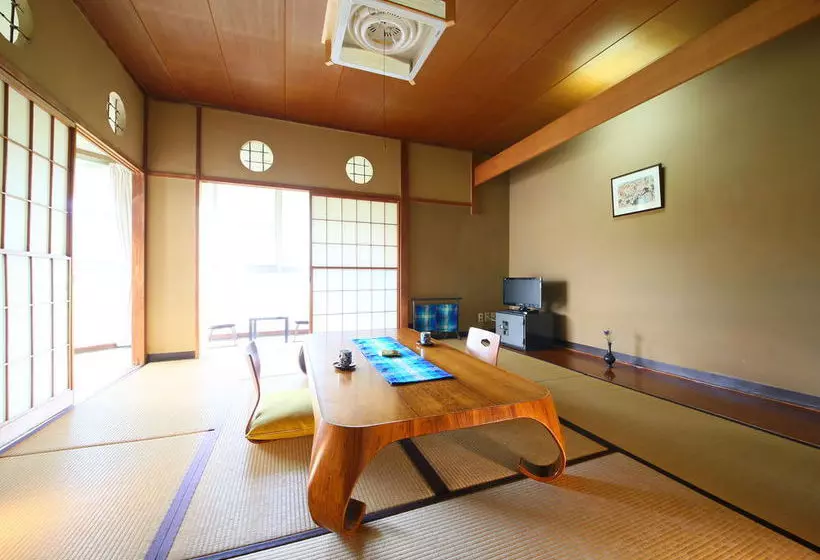 בית מלון כפרי Miyama