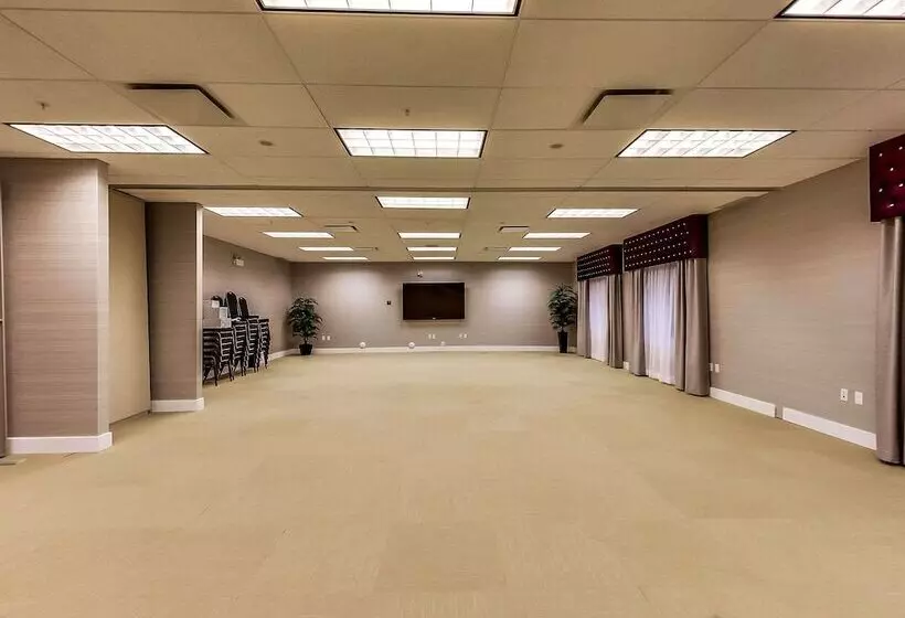 Radisson Hotel Edmonton Airport