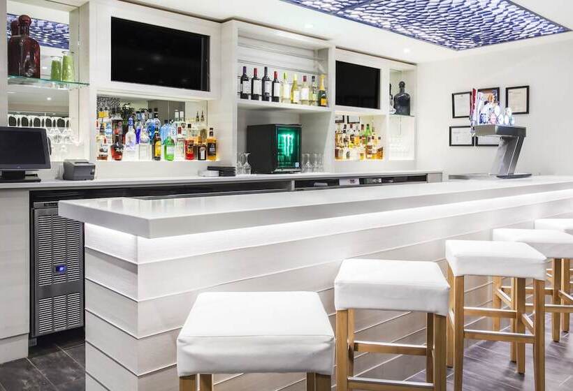 Radisson Hotel Edmonton Airport