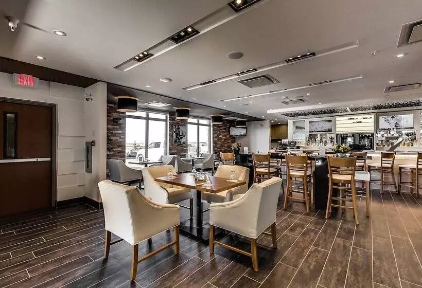 Radisson Hotel Edmonton Airport