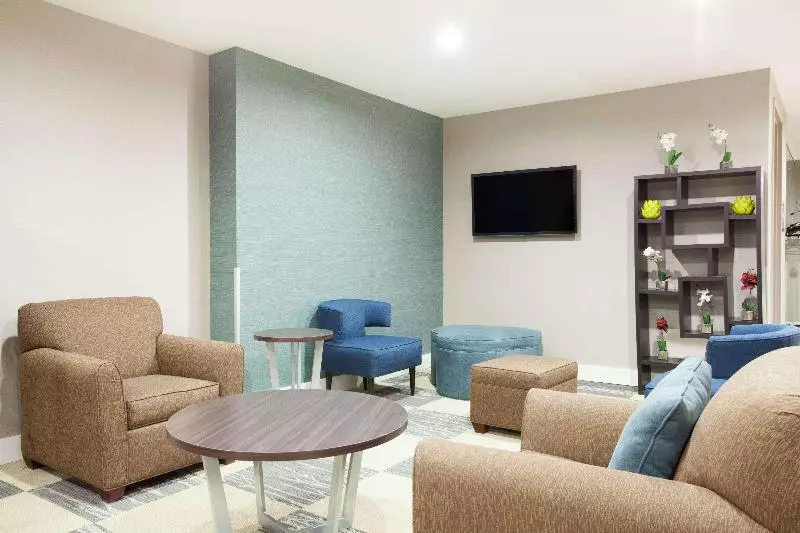 Radisson Hotel Edmonton Airport