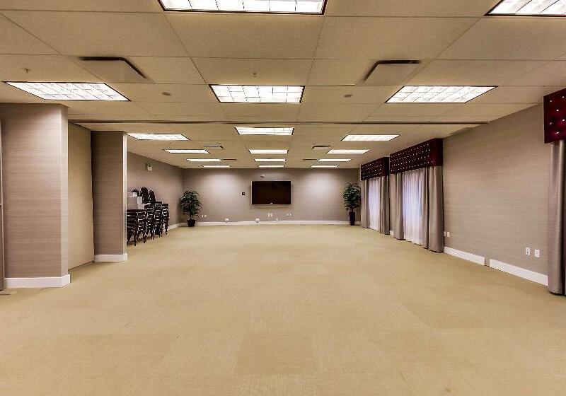 Radisson Hotel Edmonton Airport