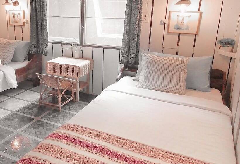 酒店 Srinual Lodge